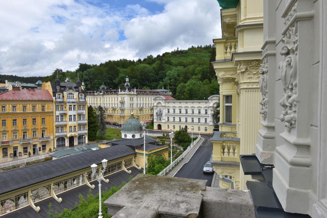 Kolonada Luxury 3 Bedroom Apartment Manes Marianske Lazne Exterior photo