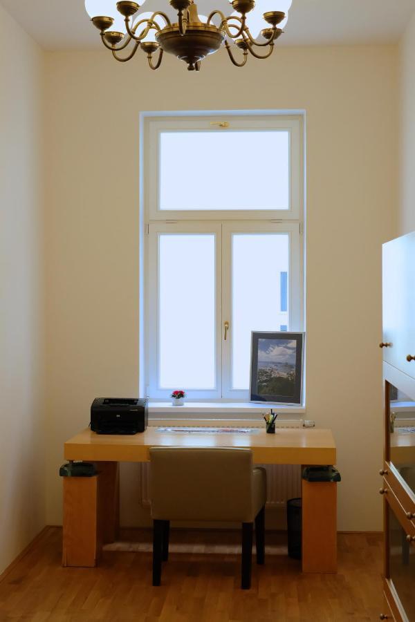 Kolonada Luxury 3 Bedroom Apartment Manes Marianske Lazne Exterior photo